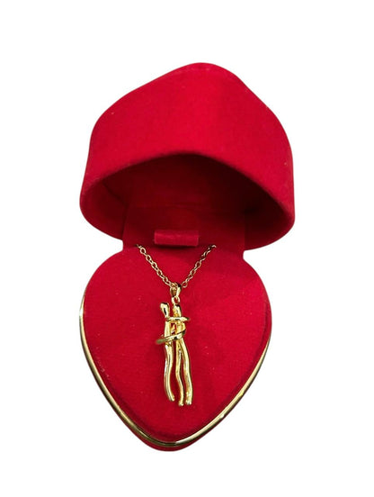 COLLAR ABRAZO ETERNO + REGALO ESPECIAL: CAJA DECORADA CON ROSAS