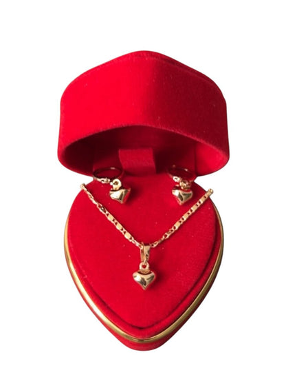COLLAR DORADO CON DIJE DE CORAZÓN + REGALO ESPECIAL: CAJA DECORADA CON ROSAS